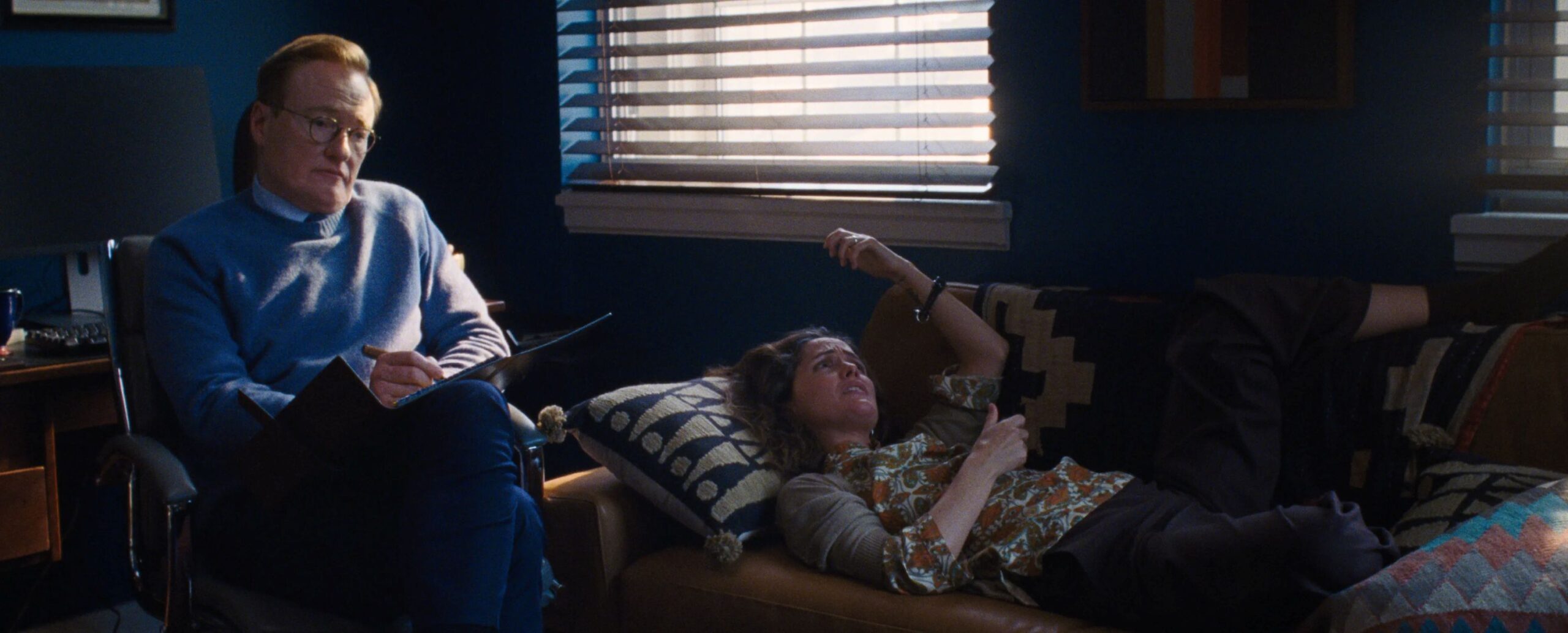 bacaklarim olsa seni tekmelerdim filmi